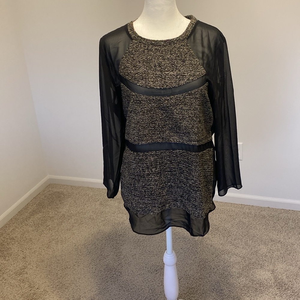 Chic Sheer Sleeve Knit Tunic 💕